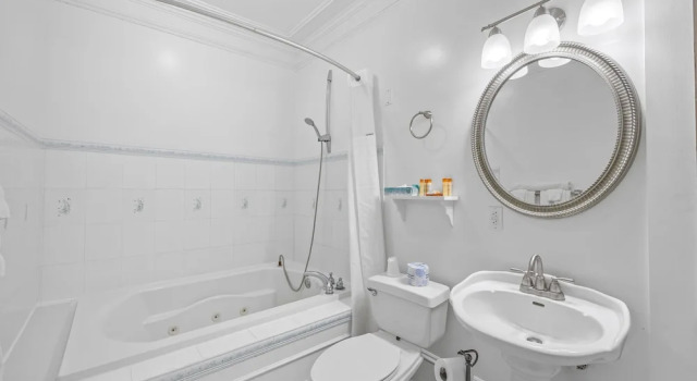Номер Deluxe Coombs Inn & Suites