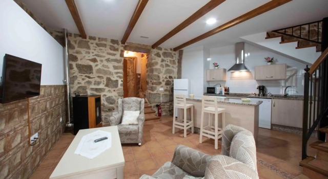 El Capricho 2, Prenota Hotel Villamiel 
