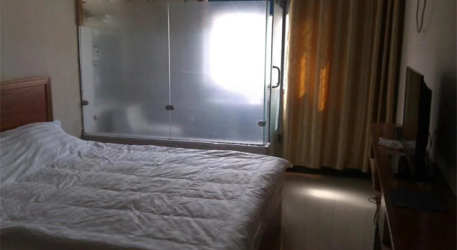 Suqian Nongjia Hotel, Prenota Hotel Suqian Jiangsu