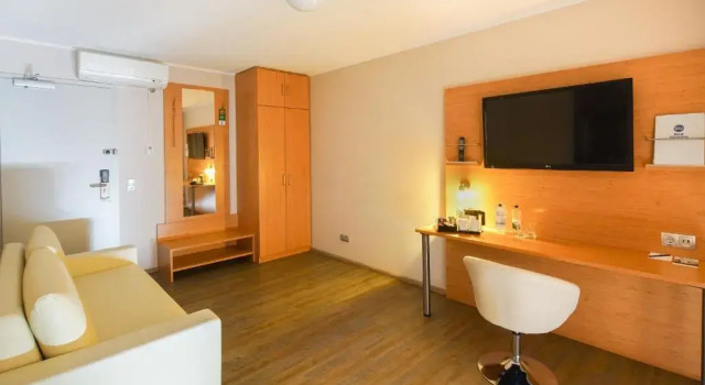Четырёхместный номер Comfort PLAZA INN Braunschweig City Süd