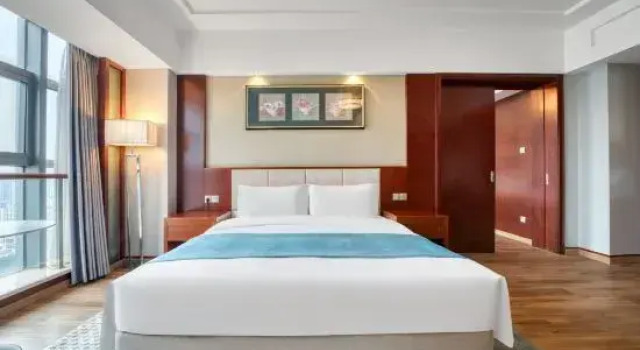 Семейный люкс Xiangsheng Century Hotel