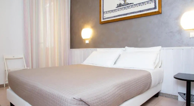 Двухместный номер Standard с балконом Hotel Columbia