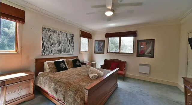 Thredbo 1380, Забронировать Дом для отпуска Коттеджи Тредбо, рядом с Лыжный подъёмник Cruiser Quad Chair, Коттедж