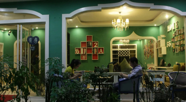 Yangshuo Guanjinglou Hotel, Забронировать Отель Отели Яншо 3 звезды, рядом с Парк Яншо, 3*