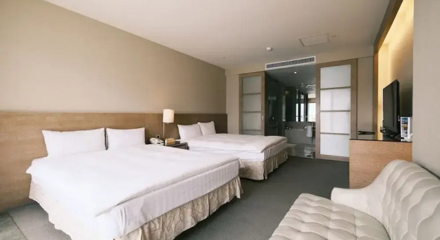 Standard- firedobbelt værelse med altan med søudsigt Hotel Del Lago