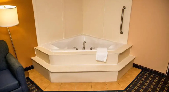 Номер Standard Holiday Inn Express Hotel & Suites Cocoa Beach by IHG