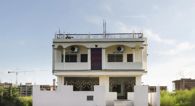 OYO 48553 Awadh Fort, Rezervovat Hotel Patna Bangalore