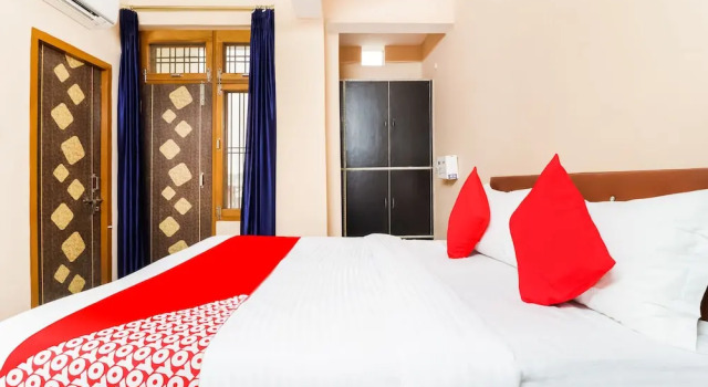 Двухместный номер Standard Hotel O by OYO Kalawati Palace