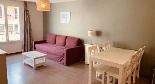 Кровать в общем номере Mingzhu Hotel
