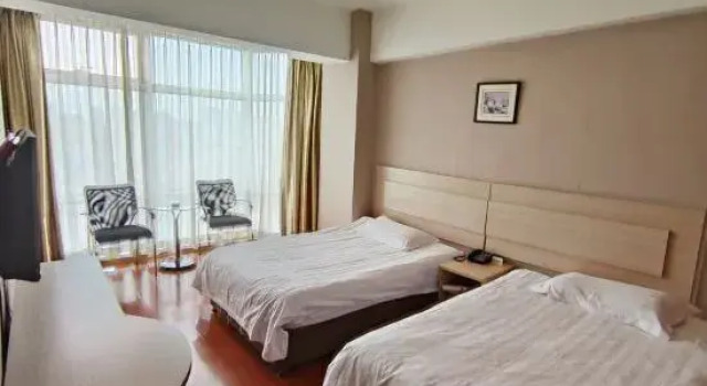 Люкс Dandong Dantie Hotel
