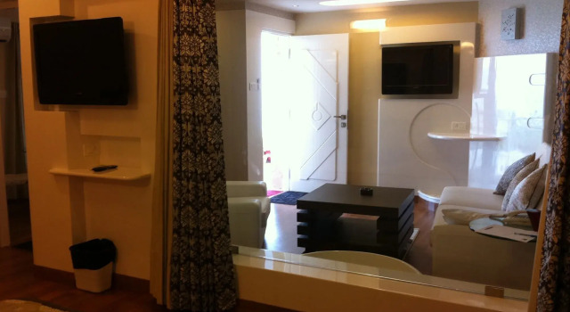Hotel Holiday Resort