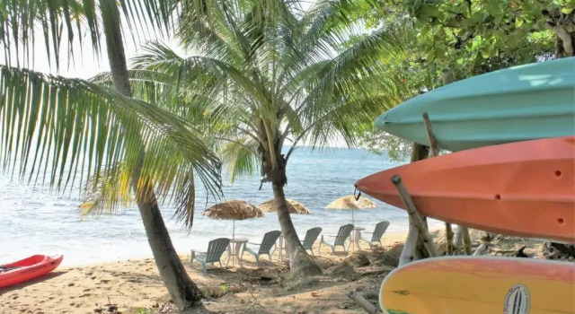 Апартаменты Coqui #7 at Rincon Beach, beach gate, sea view balcony, pool