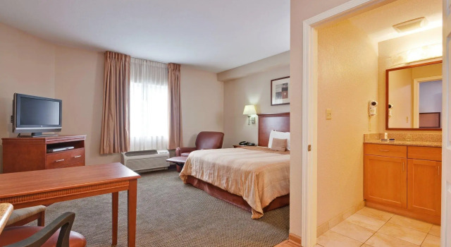 Двухместный люкс Candlewood Suites Hattiesburg by IHG
