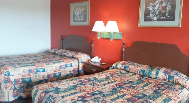Четырёхместный номер Standard Liberty Inn
