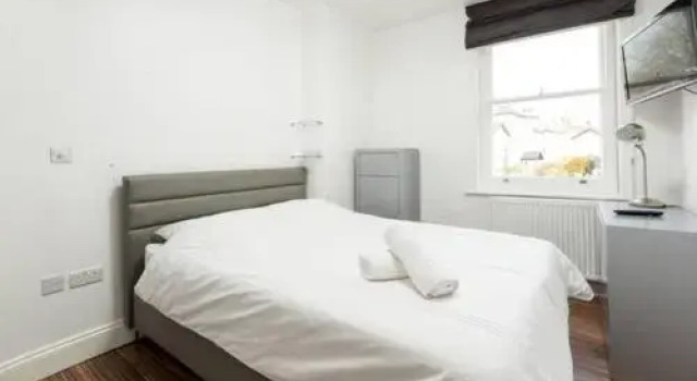Gorgeous Apartment in Trendy Neighbourhood (Hm3)