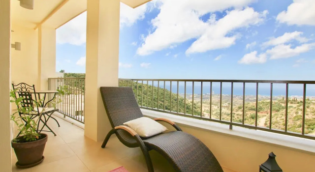 Samara 2 - Ultimate Seaview Apartment in Samara Resort, Heated Pool