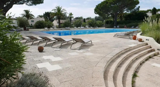 Апартаменты Appartement luxueux à 100m de la plage