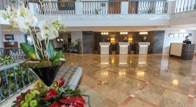 Radisson Blu Resort, Malta St. Julians, Забронировать Отель Отели Сент-Джулианс 5 звезд, 5*