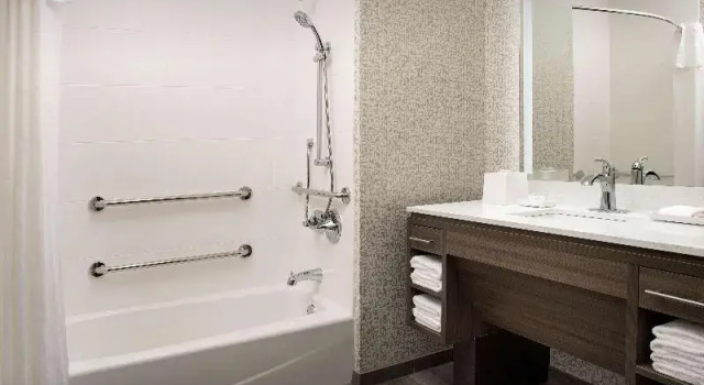 Номер Standard Home2 Suites By Hilton Kenner New Orleans Arpt