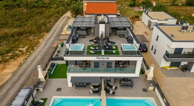 Вилла Villa Blue Sky ZadarVillas
