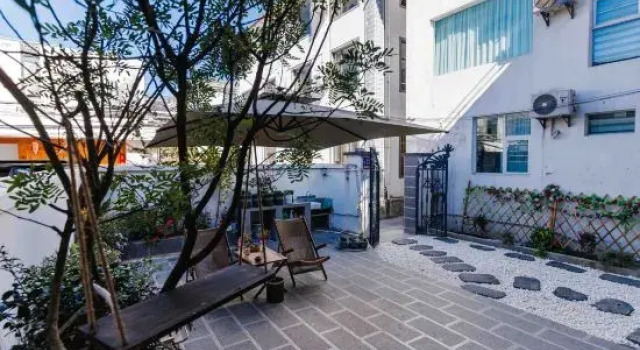 Dali Manyunting · Cloud Pavilion · Linhai Homestay (Cai Village at Erhai), Prenota Hotel Hotel a Dali con parcheggio, Parcheggio
