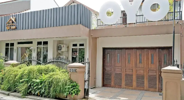 OYO 646 Kvinn Kostel, Book Hotel Ngemplak Yogyakarta Province
