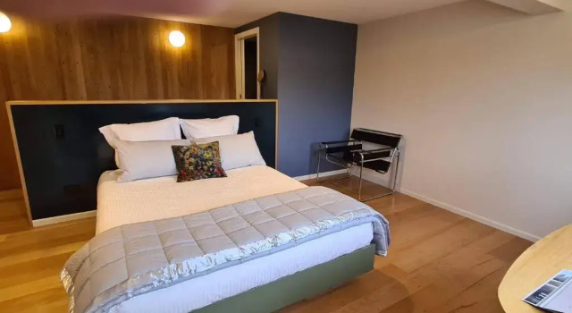 Студия Kowhai Studio -private opposite golf course in central Wanaka