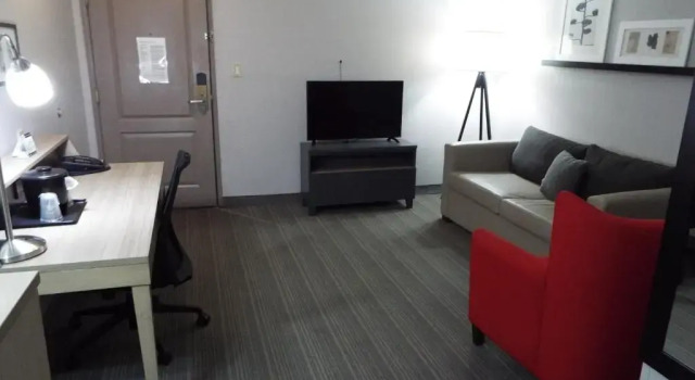 Двухместный люкс c 1 комнатой Country Inn & Suites By Radisson, McDonough, GA