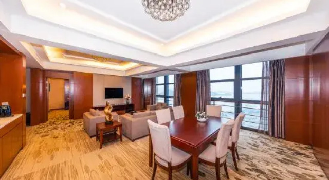 Люкс Executive Shimao Hotel