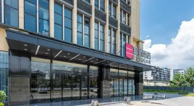 Echarm Hotel (Liuzhou Liunan Wanda Plaza Liuyong Road ), Rezervasyon Otel Liuzhou havuzlu oteller, Yüzme Havuzu