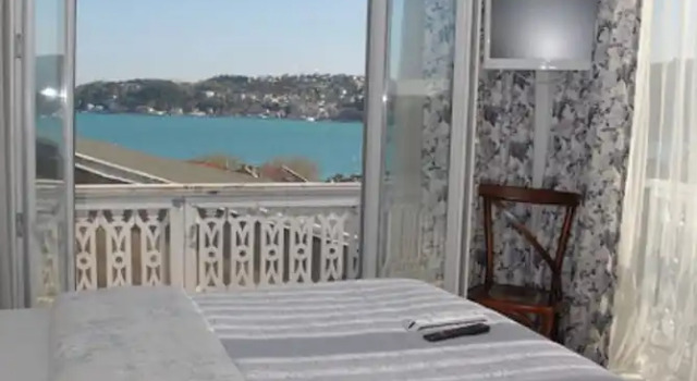 Коттедж с видом на море Dzg House
