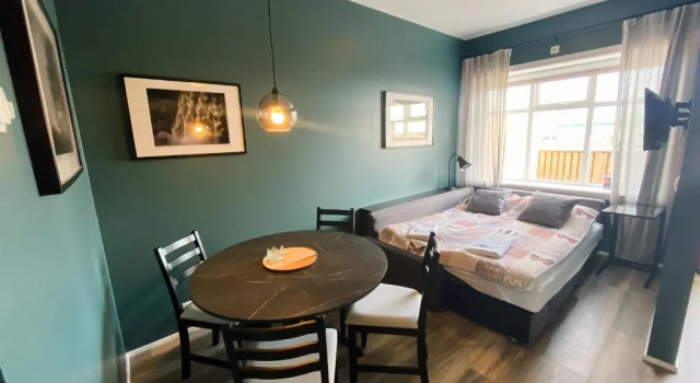 Апартаменты Deluxe Bakki Apartments & Hostel