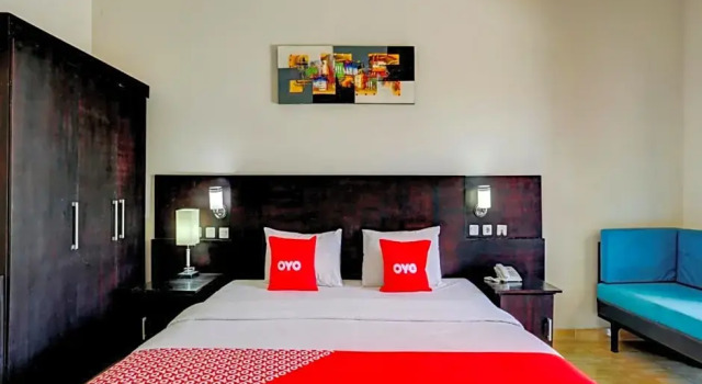 Люкс Deluxe OYO 3950 The Ratna Hotel
