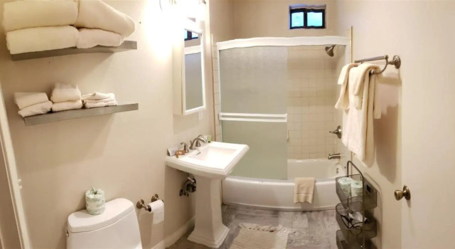 Birch Creek #8 - 2BR/1.5BA, Book Hotel June Lake Mammoth