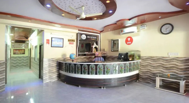 OYO 18506 Regal Golden Palace, Забронировать Отель Отели штата Раджастхана с завтраком, Завтраки