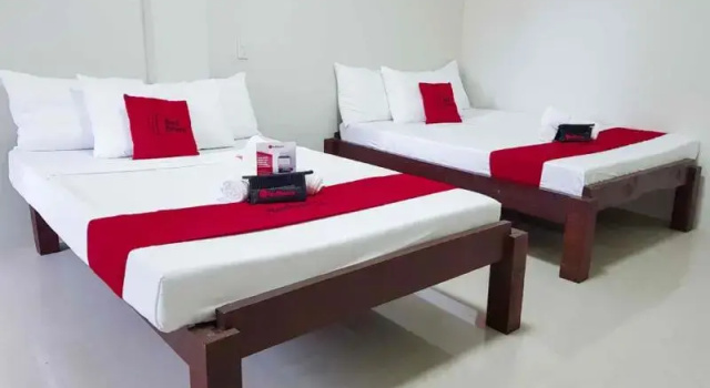 Номер Standard RedDoorz @ VP Inting Street