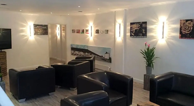 Hotel52 Bergheim, Забронировать Отель Бергхайм Северный Рейн-Вестфалия