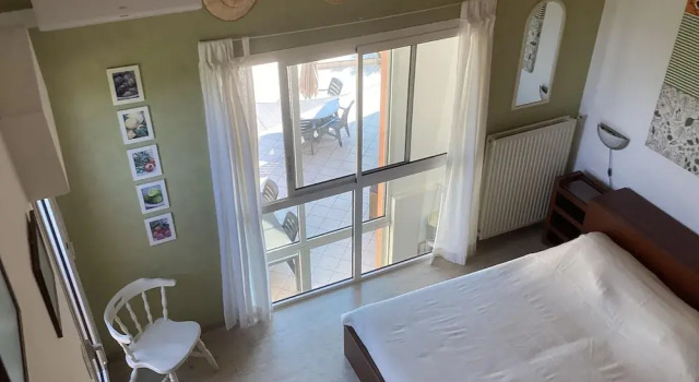 Villa in France With Private Pool & Garden, Book Villa Prades-sur-Vernazobre Languedoc-Roussillon