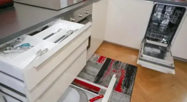 Stylish Apartment A Few Steps From Metro, Rezervovat Apartmán Hotely v Praha s parkováním, poblíž Flora Subway Station, Parkování