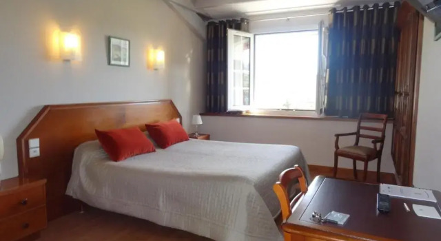 Номер Standard Hotels Logis Eskualduna Chez Katina