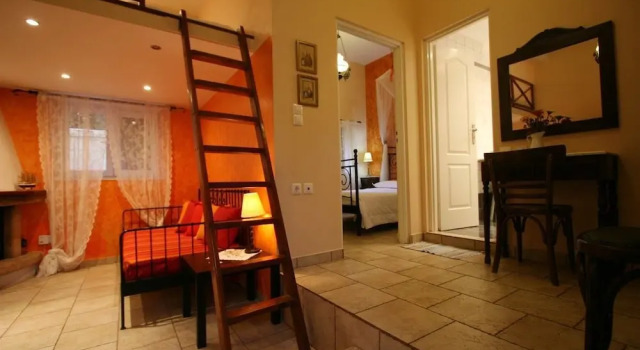 Семейный люкс Meliti Guesthouse