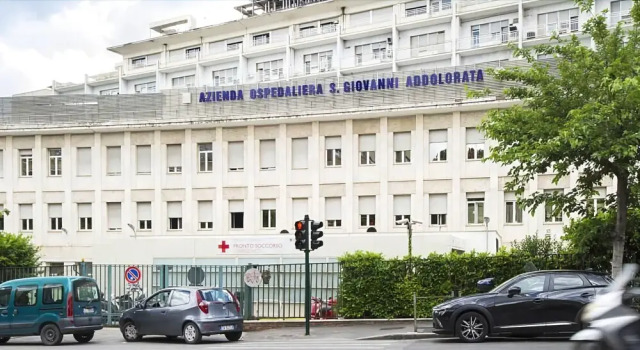 Domus Clara, Забронировать Отель Трастевере Рим, рядом с Вокзал Термини