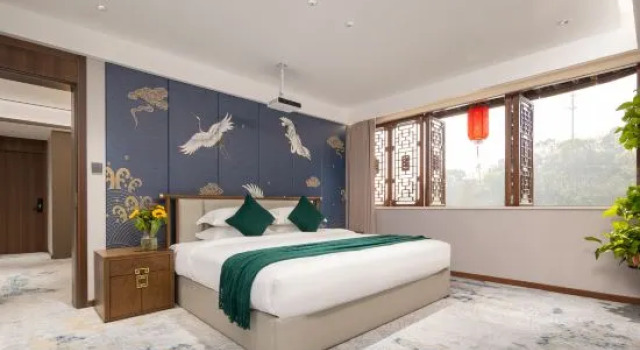 Люкс Deluxe Floral Lux Hotel·Lotus Pond Moonlight hotel (Shaoxing Keyan Scenic Area)