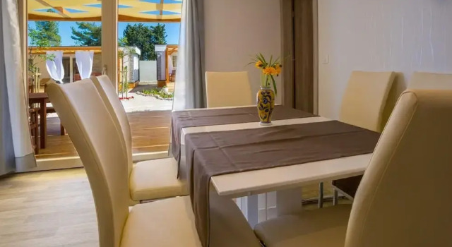 Modern Mobile Home in Dobropoljana With Terrace