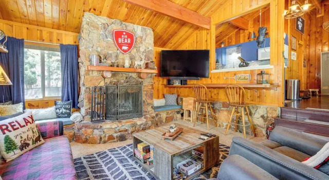 5 Mi to Big Bear Lake: Pet-friendly Gem Near Hikes