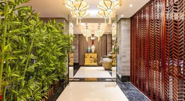 Shengfei International Hotel, Rezervovat Hotel Zhumadian Henan