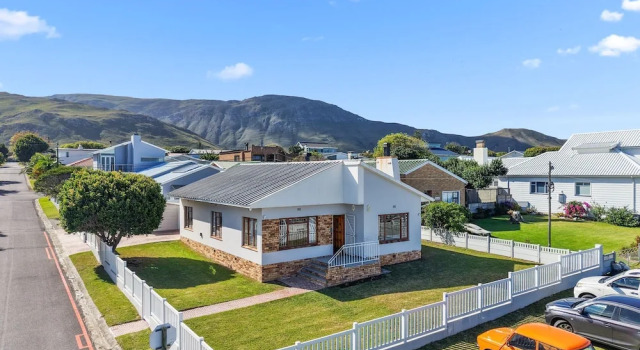 Коттедж The Kleinmond Cottage