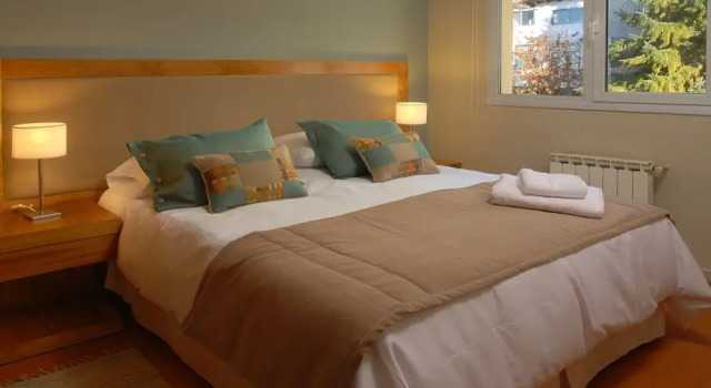 Luxury 2Bed 1Bath Great Lake Views - SM3