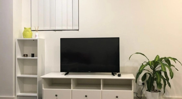 Modern Apartment in Liverpool CBD
