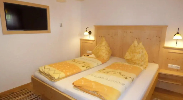 Ferienhaus Veider, Rezerwuj Hotel Hotele w Tyrol z parkingiem, Parking